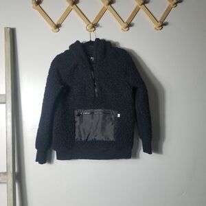TOMMY BAHAMA KIDS BLACK SHERPA HOODIE SIZE MEDIUM